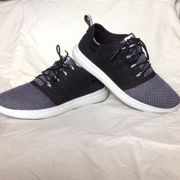 gray under armor shoes